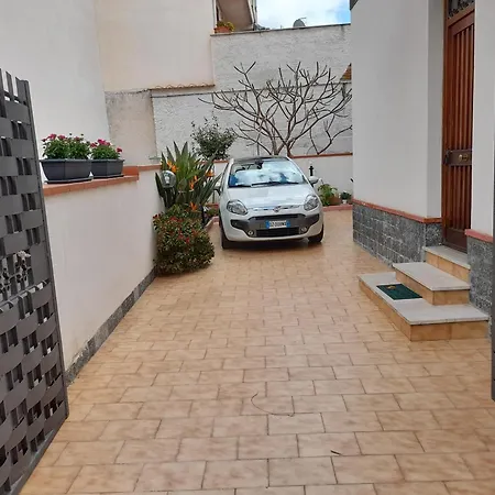 度假居 La Comodita A Due Passi Dal Mare Di 蒙德罗